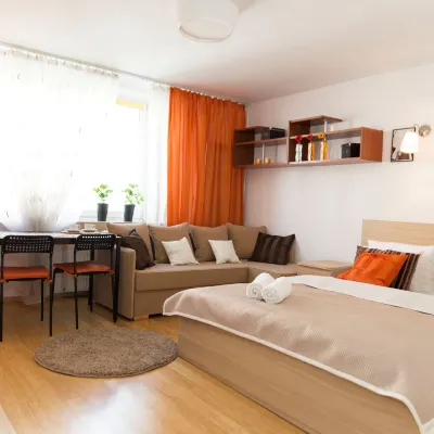 Warsawrent Apartamenty Centralna Hotels near Warsaw Central