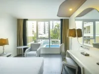 Le Tada Parkview Hotel Hotels near Centre One