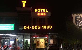 Seven Hotel