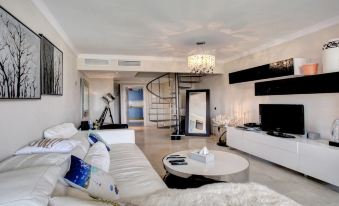 Luxurious Penthouse Puerto Banus