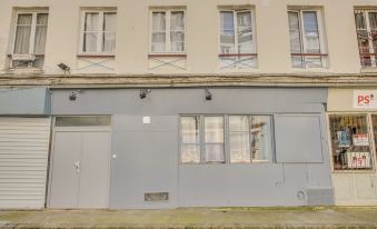 Beautiful Triplex in the Center of Paris