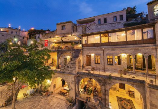 2. 센트리 케이브 ..