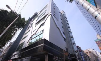 Hotel Lesign