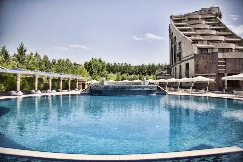 Multi Grand Pharaon Hotel Hotels in Балаовіт