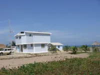 Hostal Cabañas Vistamar Hotels near Playa de Crucita