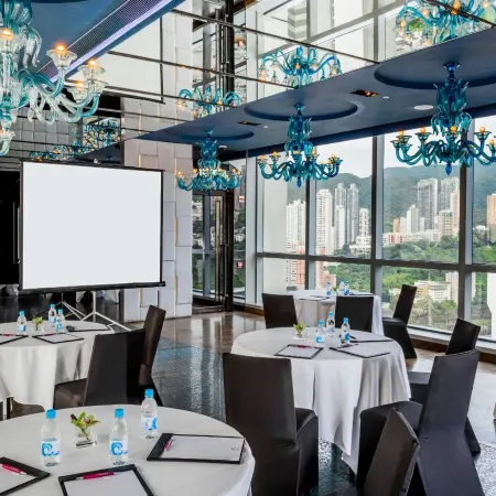 Crowne Plaza HONG KONG CAUSEWAY BAY by IHG Отели рядом с достопримечательностью «Сад Ли 2»