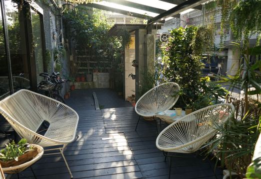 Cafe HotelHotel Overview