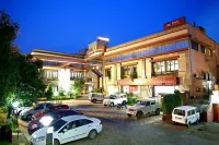 Country Inn & Suites by Radisson Jammu - parkir