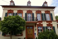 Romantik Hotel Villa Sayn Hotels in GroBmaischeid