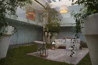 Yoo Punta del Este Rental Club Hoteles cerca de Catedral de San Fernando de Maldonado