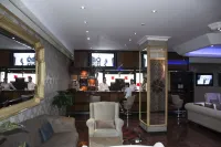 Hermanos Hotel - bar