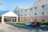 Wingate by Wyndham Independence Hotels in Independence
