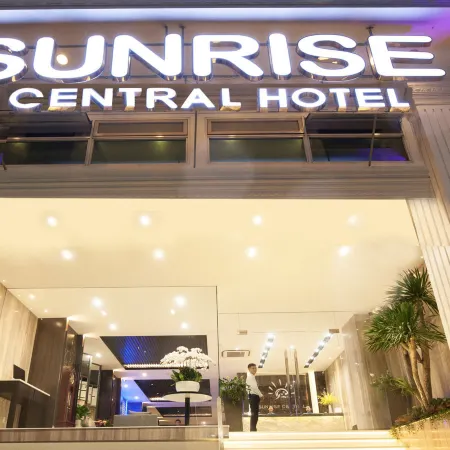 Sunrise Central Hotel Отели рядом с достопримечательностью «Парк 30/4»