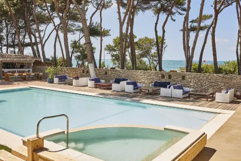 Praia Art Resort