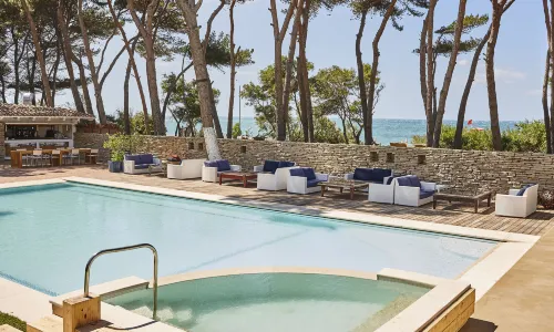 Praia Art Resort