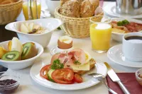 In Via Hotel - Breakfast