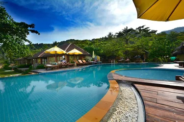 รูปภาพของทิวสน บีช รีสอร์ท