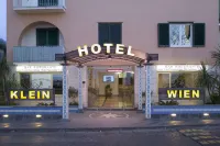 Hotel Klein Wien Hôtels à proximité de : Castello Colonna