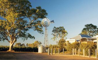 Yalumba Menzies Retreat