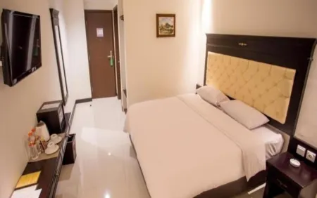 SAME HOTEL Cepu