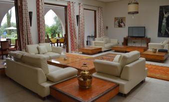 African Queen Spa