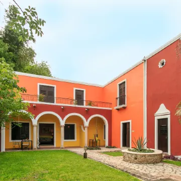 Art 64 Guest House – Adults Only