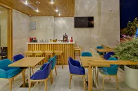 Seashore Hotel & Apartment - Breakfast