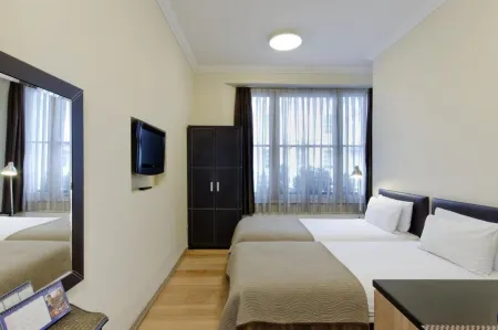 The Royale Chulan Hyde Park Hotel