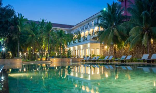 Lotus Blanc Hotel