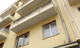 Period Apartment 7 Persons Cessole District in Nice