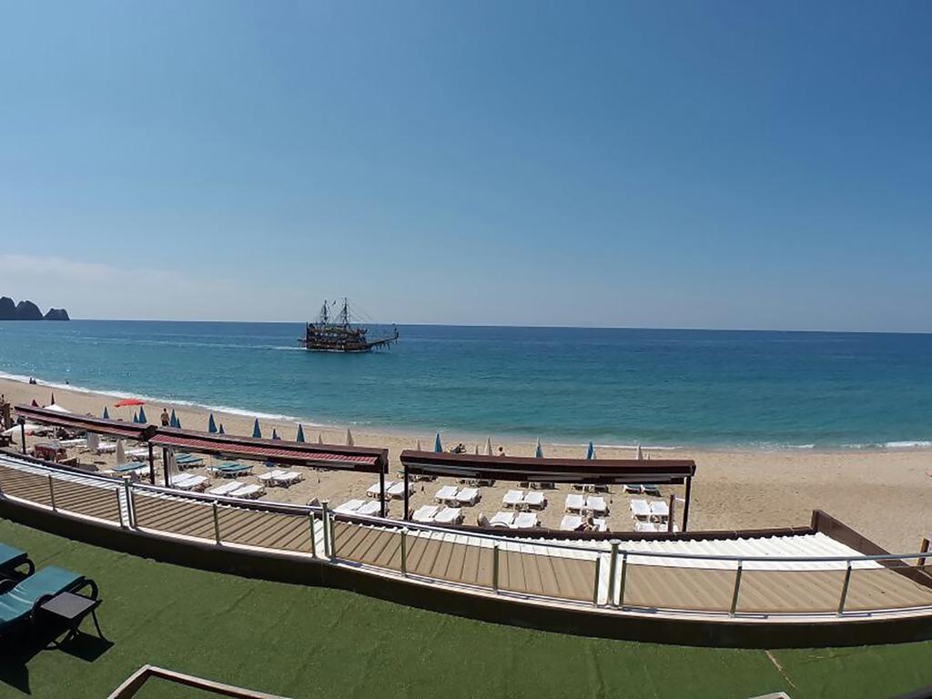 Palmiye Beach Hotel