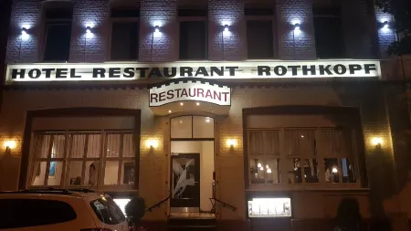 Hotel Restaurant Rothkopf Отели в г. Цюльпих