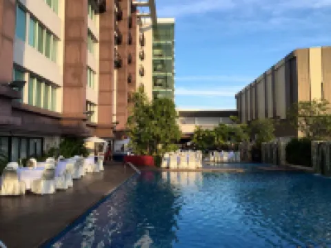 Sunee Grand Hotel and Convention Center Hotels in Ubon Ratchathani