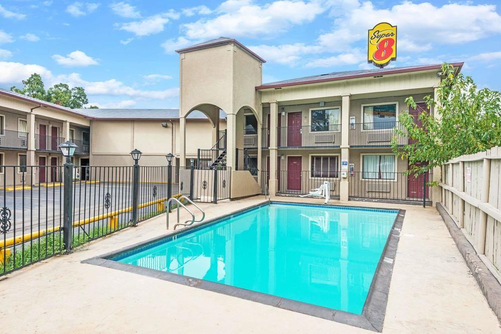 Super 8 by Wyndham San Antonio Downtown/Alamo