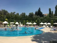 Opus Apart Hotel Các khách sạn ở İkiçeşmelik