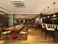 ESuites Savassi Toscanini Hoteles cerca de Centro Comercial BH