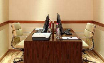 Courtyard Kochi Airport