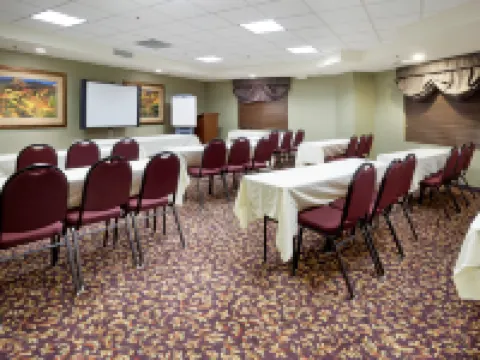 Holiday Inn Express & Suites MARINA - STATE BEACH AREA by IHG Hotels in Marina