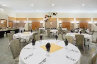 Holiday Inn RIVERTON-CONVENTION CENTER by IHG - breakfast