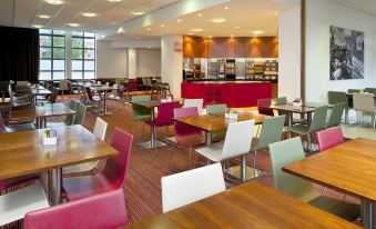 Holiday Inn Express London - City