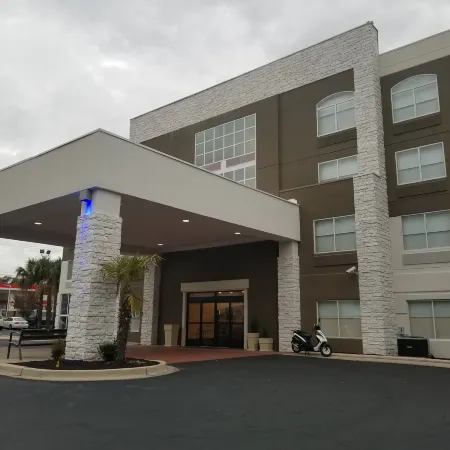 Holiday Inn Express COLUMBIA NE - FORT JACKSON by IHG