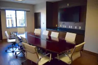 Holiday Inn Express & Suites San Antonio NW Near Seaworld Hotels in Helotes