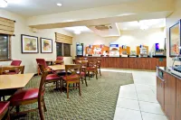 La Quinta Inn & Suites by Wyndham Springfield - breakfast