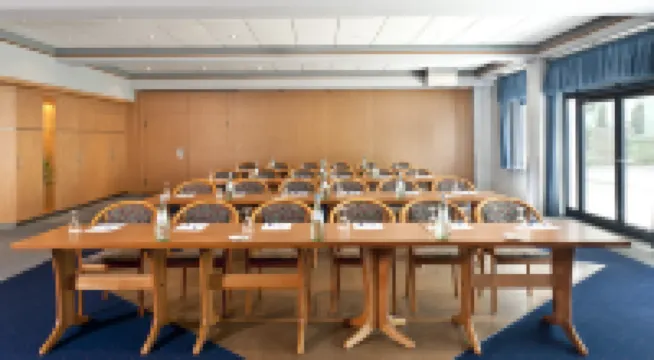 Good Morning + Berlin City East