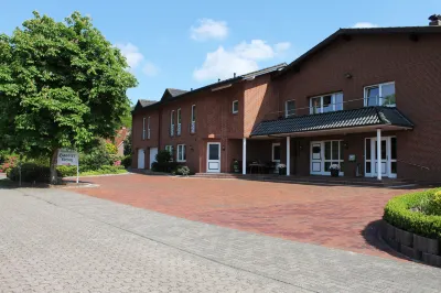 Hotel Garni Haaster Krug Otte Hotels in der Nähe von Hundewiese Wildeshausen