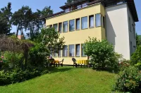 Pension Hellerau Hotels in der Nähe von Fontane Center