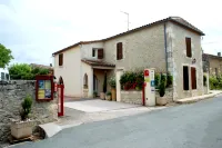 Logis Hôtel l'Hostellerie des Ducs Hôtels à : Eymet