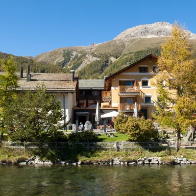 Hotel Chesa Rosatsch - Home of Food Hotels near Marguns-Trais Fluors