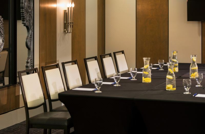Kimpton George Hotel by IHG photo 5