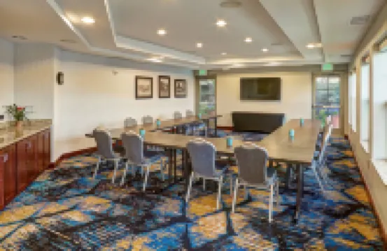 레지던스 인 미니애폴리스 플리머스